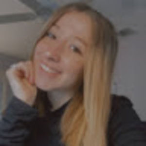 Meet your Posher, Carly